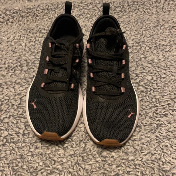 Sneakers - Picture 1 of 1